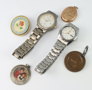A lady's steel cased Seiko day date wristwatch, 1 other and minor items 