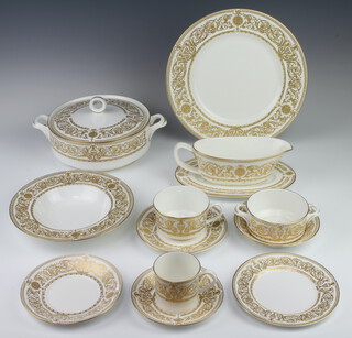 An extensive Royal Worcester Hyde Park pattern tea, coffee and dinner service comprising 18 tea cups, 19 saucers, 18 coffee cans, 18 saucers, 15 dinner plates, 24 medium plates, 18 small plates, 16 dessert bowls, 17 comports, 15 saucers, 2 tureens and covers, 2 covers, a sauce boat and stand and 7 soup bowls 