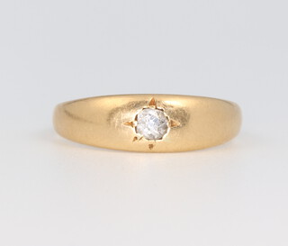 An 18ct yellow gold single stone diamond gypsy set ring approx. 0.15ct, 3.2 grams, size P 