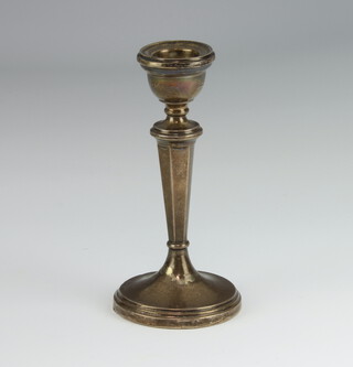 A tapered silver candlestick Birmingham 1924, 13cm 