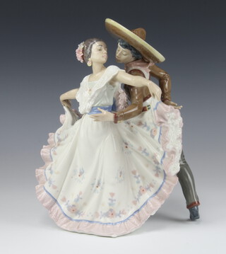 A Lladro group of Spanish Dancers, no 5415, 20cm 