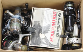 A Baitrunner XT-7 fishing reel boxed, a KP Mowritts Elite reel, a Prostart 20 reel, a D.A.AM 1013 Prince Reel, a Shimano reel Zebco and 1 other together with various spools 