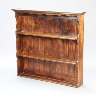 An oak dresser back/plate rack with moulded cornice, fitted 2 shelves 92cm h x 101cm w x 18cm d 