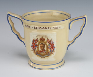 A Royal Doulton King Edward VIII 2 handled commemorative mug 13cm together with a Royal Doulton Gold Eagle White & McKay decanter modelled by John G Tongue 27cm (lid cracked) 