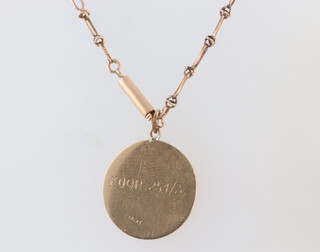 A 9ct yellow gold pendant and chain 5.4 grams 