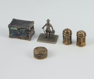 A white metal miniature model of a trunk, 4 other miniature items 