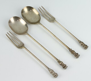 Two pairs of Victorian silver forks and spoons with seal terminals London 1843 234 grams 