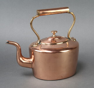 A Victorian oval copper kettle 24cm x 27cm x 16cm 