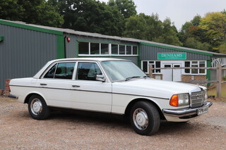 A 1979 Mercedes 280E 4 door saloon motor car registration (FPN 448V) in white, 2.7 litres / automatic / cruise control / electric windows & arial / air con / tape deck & radio and two sets of keys.  The car has 109526 miles on the clock and two owners from new. Buyers Premium on this lot will be charged at 12.5% (15% including VAT)