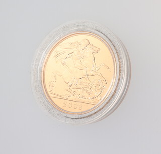 A 5 pound 2008 gold bullion sovereign, no.207, boxed, 39.94 grams 