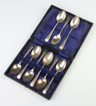 Nine silver bowling teaspoons, 106 grams, mixed dates 