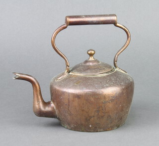 A Victorian circular copper kettle 18cm h x 10cm diam. 