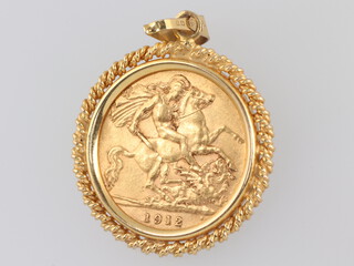 A half sovereign 1912 in a 1.8 gram 9ct mount 