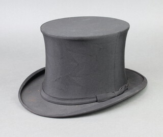 Woodrow of 45 Gordon Street, Glasgow, a folding opera hat size 7