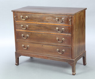 An Edwardian Chippendale style mahogany bachelor's chest of 4 long drawers with brass swan neck drop handles, raised on bracket feet 79cm h x 91cm w x 73cm d 