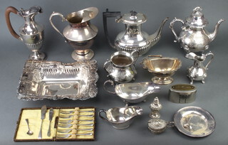 A silver plated lemonade jug and other minor plated wares