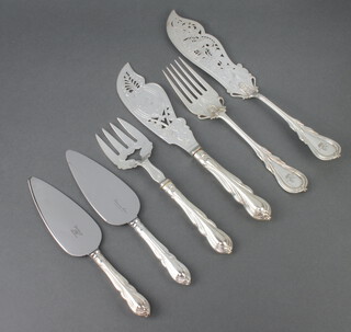 A pair of Edwardian silver plated lily pattern fish servers, a ditto and 2 cake slices 