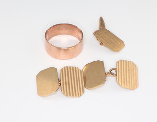 A 9ct yellow gold wedding band size R, a pair of ditto cufflinks and 1 odd, 13.5 grams 