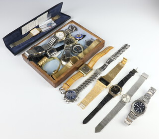 A gentleman's vintage Rotary gilt quartz wristwatch and minor watches 