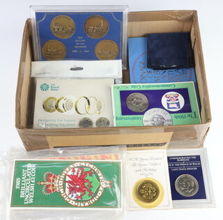 A quantity of uncirculated UK coinage and commemorative crowns including coinage of Great Britain and Northern Ireland 1977,81 and 82