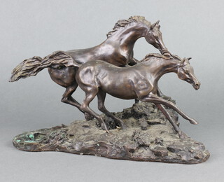Franklin Mint, after Langford Monroe, a bronze figure group "Morning On The Planes" study of 2 running horses 15cm x 30cm x 17cm 