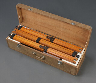 A Janik Astronomical telescope D=60MM F=700MM complete with tripod, cased 