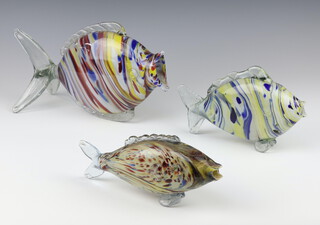 A 20th Century Italian figure of a fish 33cm, ditto 23cm and another 22cm 