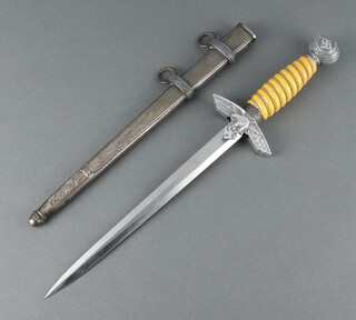 A Third Reich Luftwaffe dagger, the blade marked Eickhorn Solingen 