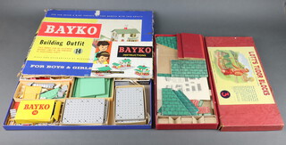 A Lotts Tudor no.3 block set together with with a Bayko no.14 building outfit with instructions 