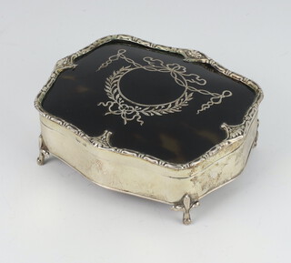 A George V silver and tortoiseshell serpentine trinket box Birmingham 1911, 10cm