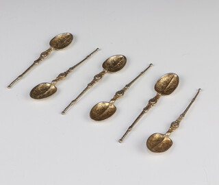 A set of 6 silver gilt coffee spoons, London 1936, 76 grams