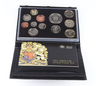 A 2009 UK proof coin set including The Kew Gardens 50 pence piece