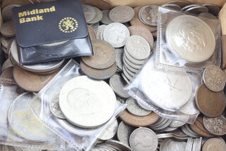 Minor pre-1947 coinage, 35 grams and other minor coins