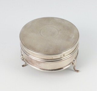 A circular silver trinket box 7cm, 42 grams (no interior) 