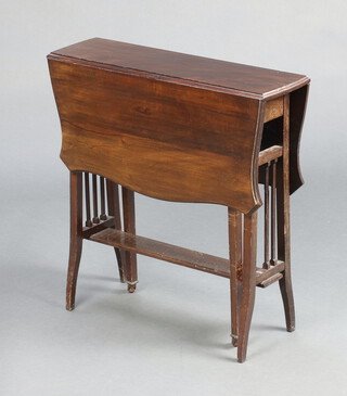A shaped mahogany Sutherland table 63cm h x 62cm x 17cm 