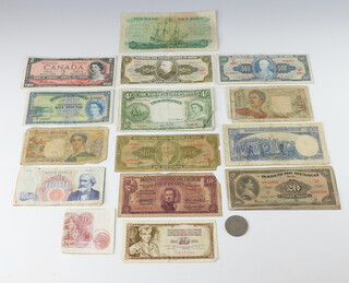 Two 10 shilling notes and a quantity of Colonial and foreign bank notes