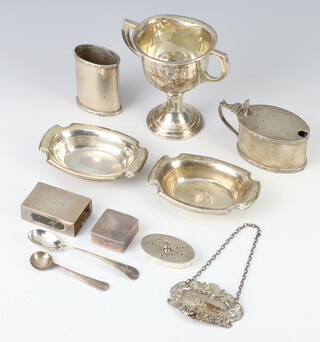 An Art Deco oval silver pepper Birmingham 1936, a trophy cup, 2 dishes and minor items, 258 grams 