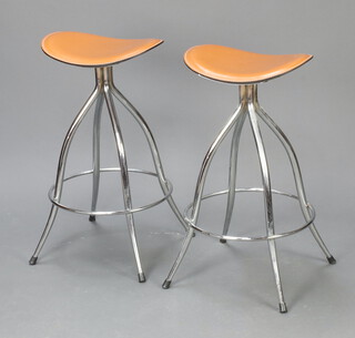 ARRBEN/ITALY, a pair of chrome and leather stools, 67cm x 36cm x 29cm