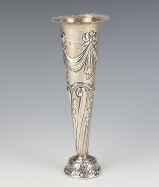 A Victorian repousse tapered posy vase London 1898, 19cm 