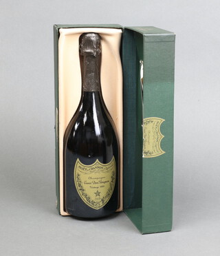 A bottle of 1995 Dom Perignon champagne, boxed 
