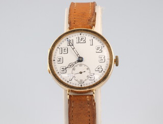 A gentleman's 18ct yellow gold wristwatch with enamelled dial and seconds at 6 o'clock, contained in a 32mm case, dated London 1924