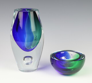 A Murano glass bowl 7cm, a ditto vase 23cm 