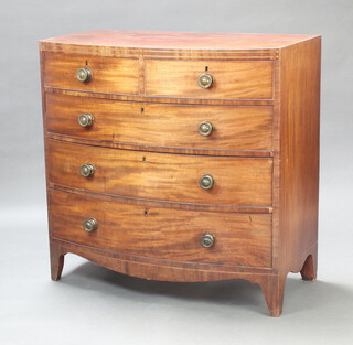 A Georgian inlaid mahogany chest of 2 short and 3 long drawers with original brass handles and satinwood stringing, raised on bracket feet 106cm h x 107cm w x 56cm d 