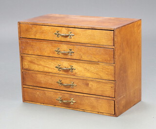 An Edwardian mahogany table top chest of 5 drawers with replacement brass handles 36cm h x 48cm w x 24cm d 
