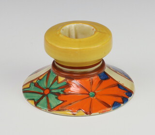 A Clarice Cliff Bizarre pattern candle holder decorated with flowers no.331 5cm 