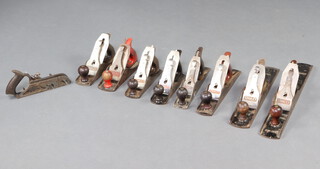 Eight various Stanley planes including no.607 jack plane, no.6 jack plane, no.5 Stanley Bailey smoothing plane, ditto no.10, Stanley 4 1/2 smoothing plane (x2), no. 4 (x2) and a part Record no.078 rebate plane 