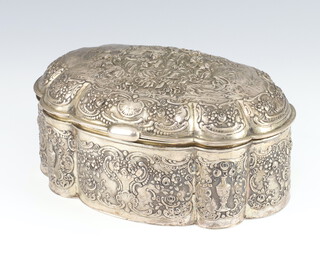A Continental 800 repousse trinket box decorated with figures in a garden landscape, the base decorated with scrolling flowers, vases and shells, 19cm, 592 grams 
