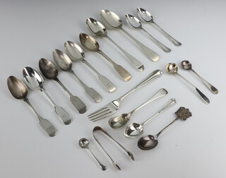 A George III silver dessert spoon and minor silver spoons, 368 grams