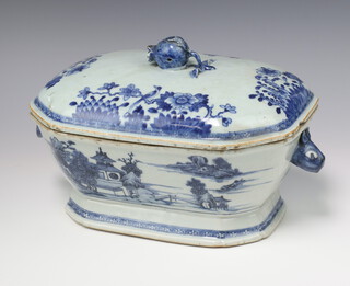 A Chinese export blue and white tureen, Qing dynasty, Qianlong period, painted a river landscape scene, the cover with birds and flowers, 33cm w x 22cm h