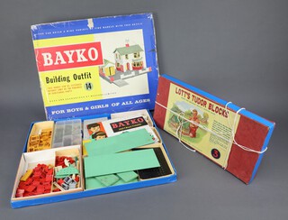 A Lotts Tudor Blocks Building Set No.3 together with a boxed Bayko Building Outfit no.14 